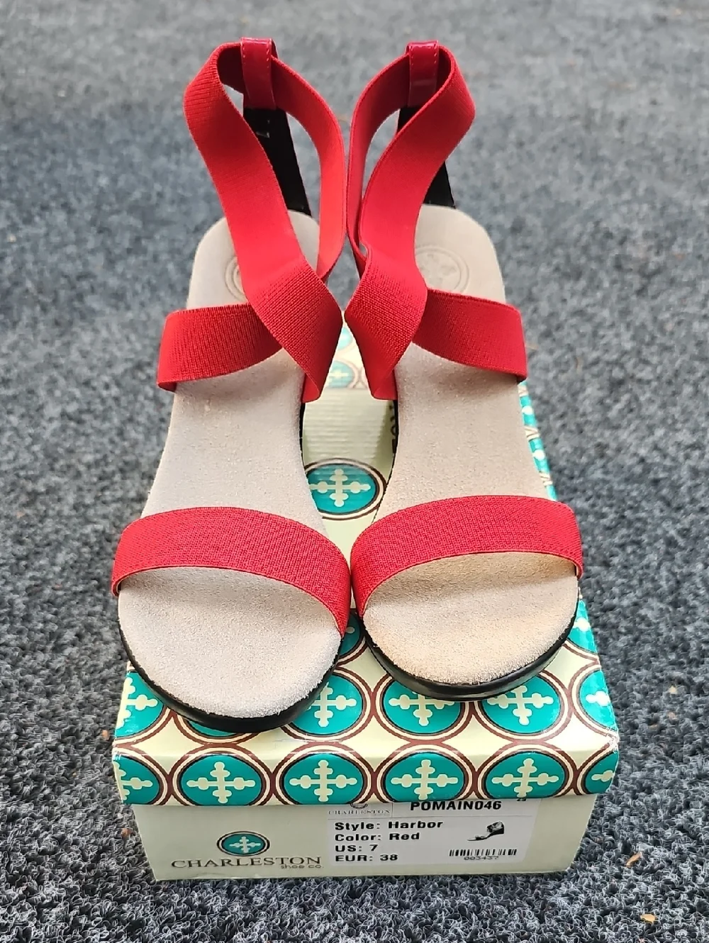 CHARLESTON SHOE CO. Women's 7 Harbor Red Crisscross Ankle Strap Sandals New